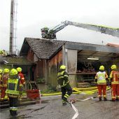 Feuer im Sägewerk bei Bad Feilnbach ausgebrochen