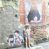 Charme bunter Hinterhöfe