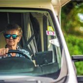 Campingabenteuer in den goldenen Jahren