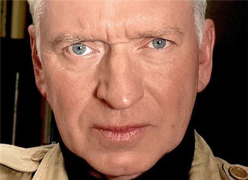 Christian Springer feiert mit seinem neuen Programm „Leider“ Vorpremiere im Mühldorfer Haberkasten. Foto Christian Springer