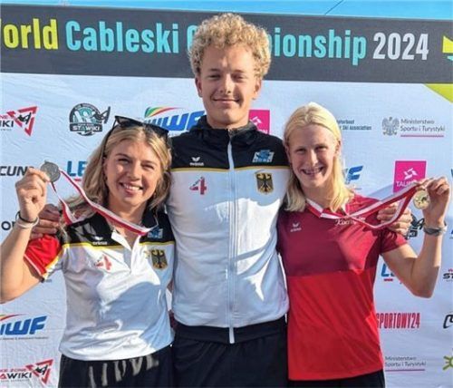 Die drei Weltmeister aus Kiefersfelden: Jana Meier, Kay Strohmeyer und Alina Bühl (von links).Foto re