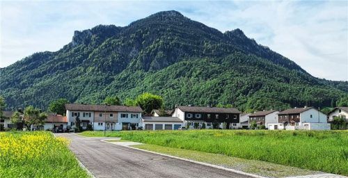Die Pläne für das Baugebiet „Kammerlanderweg“, hier eine Aufnahme vom Mai 2024, müssen erneut ausgelegt werden. Foto  Stuffer-Chunphetch