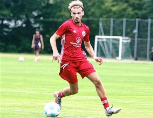 Edis Muhameti ist einer der pfeilschnellen Offensivspieler im Dress des TSV 1860 Rosenheim.Foto Wolfgang Fehrmann