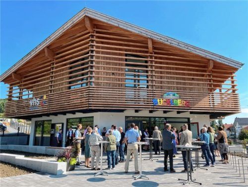 Gut besucht war die Einweihung des neuen Kindergartens.