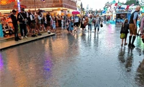 Land unter am Herbstfest im Jahr 2023. Foto Wunsam