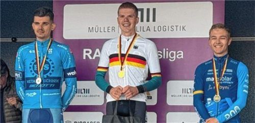 Lennard Jasch (rechts) belegte bei der Berg-DM den dritten Rang.Foto re