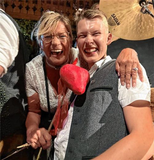 Maria „Poppy“ Schmid (57) aus Pang und Michael Hechtenberg (22) aus Kitzbühel.