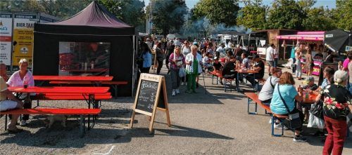 Michaelimarkt zur Markterhebung: Wie immer, ist das Angebot vielfältig.Foto Archiv re