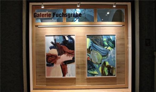 Mit Bildern von Kornelia von Bomhard eröffnet die Saison in der Galerie Fuchsgrube in Traunstein.Foto benekam