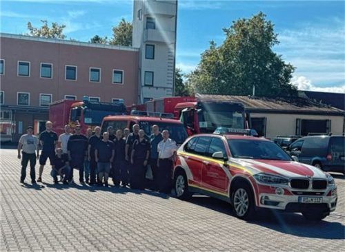 Rund 1000 Feuerwehrler aus Bayern und Niedersachsen nehmen an der Katastrophenschutzübung teil.Foto re