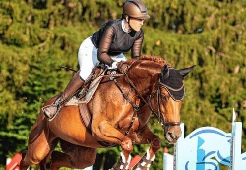 Sabrina Pauker landete auf Taurito Montesse einen Sieg beim Heimturnier auf Gut Fasanenhöhe.Foto Hans Weitz