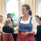 Rosenheimer Bauernherbst in Attel eröffnet