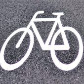 Bruckmühl bekommt Fahrrad-Piktogramme