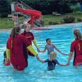 Schwimmkurse heiß begehrt