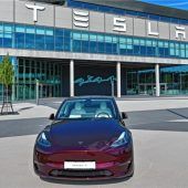 „Erhebliche Gefahrensituationen“ für Tesla-Fahrer