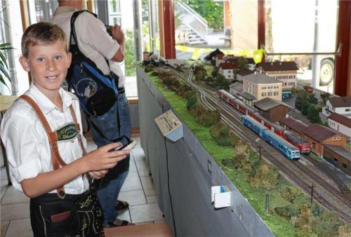 Zumindest im verkleinerten Maßstab gab es bei der Eisenbahn kein Problem mit Verspätungen. Foto Rehberg