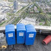 Münchens höchste Dixi-Klos