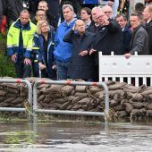 Zoff um die Flut-Millionen