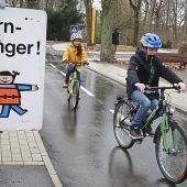 Neuer Radl-Führerschein für Grundschüler