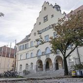 Die unendliche Schulgeschichte