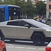 Rätsel um Cyber-Truck in München – Wuchtiger Tesla in der Maxvorstadt