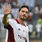 Warum spielt Hummels nicht?