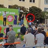 Bewährung für Steinwurf