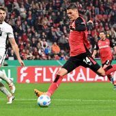 Bayer feiert Doppelpacker Schick