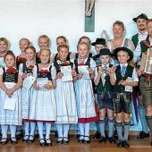 Katharina Grießer, Rosalie Gilg und Leonhard Knobel gewinnen bei Premiere der Jugendgruppe