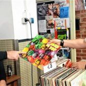 Platten-Comeback begeistert – Bürgerstiftung profitiert