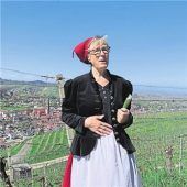 Weinwandern mit Bollerwagen und Hex