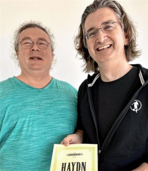 Ballettdirektor Roman Linke (links) und Dirigent Michael Gartner freuen sich schon auf Haydns vertanzte „Schöpfung“.Foto janka