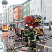 Flammen zerstören Innenstadt-Wohnung