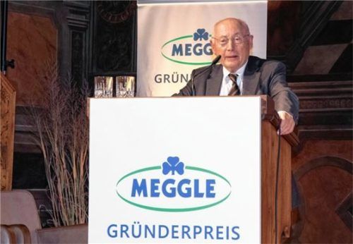 Beim zehnten Meggle-Gründerpreis hielt Stefan Aust die Festrede im Wasserburger Rathaussaal. Foto re