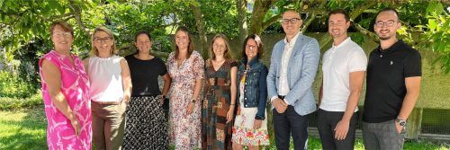 Das Team der Waldkraiburger Nachrichten (von links): Anna Rößler, Alexandra Zaglauer, Raphaela Lohmann, Raphaela Salomon, Helena Gennutt, Brigitte Maier, Giuseppe Dimare, Thomas Haider und Zavrak Furkan.Foto Katharina Vähning