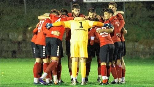 Der TSV Bad Endorf will sich beim Derby in Raubling für die Heimpleite am ersten Spieltag revanchieren. Foto Mühlhofer