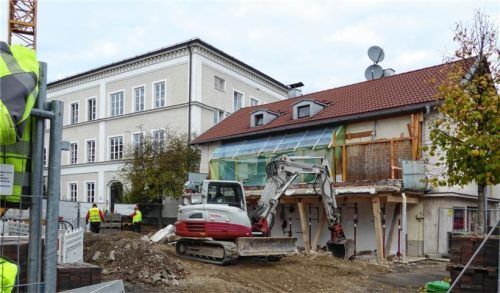 Die Arbeiten für den Erweiterungsbau der Musiksingschule haben begonnen. Foto Riediger