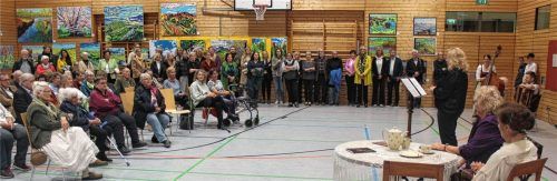 Die diesjährige Jahresausstellung „kunst + werk“ eröffnete in Nußdorf unter dem Leitmotto „Viel Harmonie“ mit einer feierlichen Rede von Erster Bürgermeisterin Susanne Grandauer (CSU/FW).