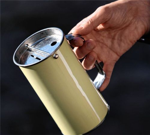 Die Polizei geht davon aus, dass Spendensammler, die derzeit vermehrt unterwegs sind, den Verdacht mehrerer Bürger erregt haben.Foto dpa