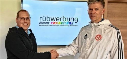 Freuen sich auf das nächste Hallenturnier: Andreas Rüb und Franz Höhensteiger (von links).