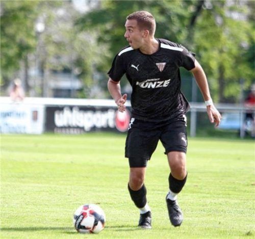 Für Andreas Wechselberger und den SV Bruckmühl gab es beim Spitzenteam Schwaig nichts zu holen.Foto Fehrmann
