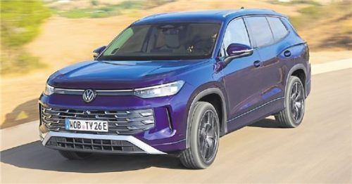 Größere Schnauze: Der Volkswagen Tayron kommt mit mächtigerer Frontpartie als sein kleiner Bruder Tiguan. Foto Volkswagen