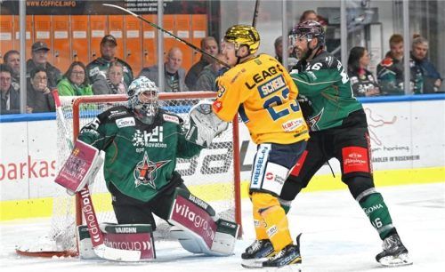 Mit Pascal Zerressen (rechts) verlässt die Starbulls nicht nur der größte Spieler, sondern auch der Akteur mit den meisten DEL-Spielen.Foto Hans-Jürgen Ziegler