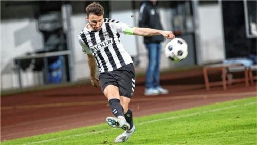 Kapitän Christoph Schulz und Co. wollen gegen Ansbach endlich den ersten Dreier einsacken.Foto Michael Buchholz