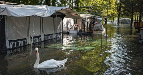 Klimawandel krass: Überflutete Campingplätze sind keine Seltenheit mehr.Foto DPA