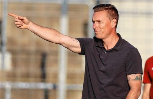 Leo Haas wird zumindest bis zur Winterpause die SpVgg Greuther Fürth in der 2. Bundesliga anweisen.Foto mb.presse