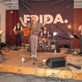Frida bringt Jung und Alt zum Swingen