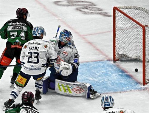 Neuer Lieblingsgegner Dresden? Starbulls-Stürmer Ludwig Nirschl erzielte im zweiten Spiel gegen die Sachsen seinen zweiten Saisontreffer.Foto Hans-Jürgen Ziegler