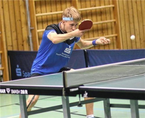 Neuzugang Jonathan Paquet gewann sein erstes Einzel für den SV DJK Kolbermoor.Foto Gerhard Erlich