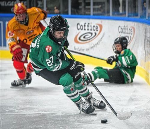 Sein Treffer reichte nicht: Luis Gerhofer traf im ersten Duell gegen Düsseldorf für die Starbulls-U20.Foto Marko Aleksic